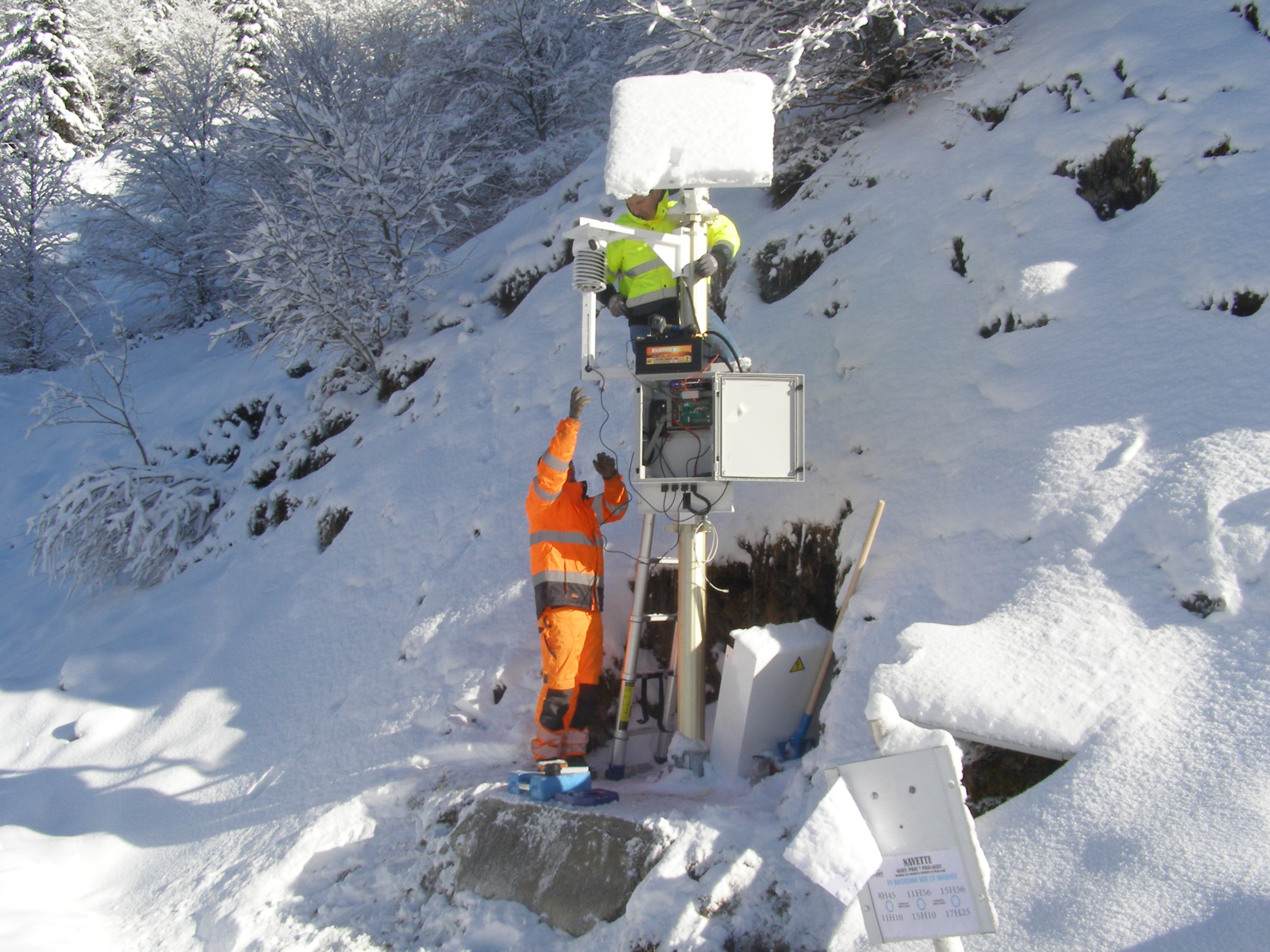 aintenance LUFFT BOSCHUNG VAISALA Maintenance station meteorologique meteo weather winter