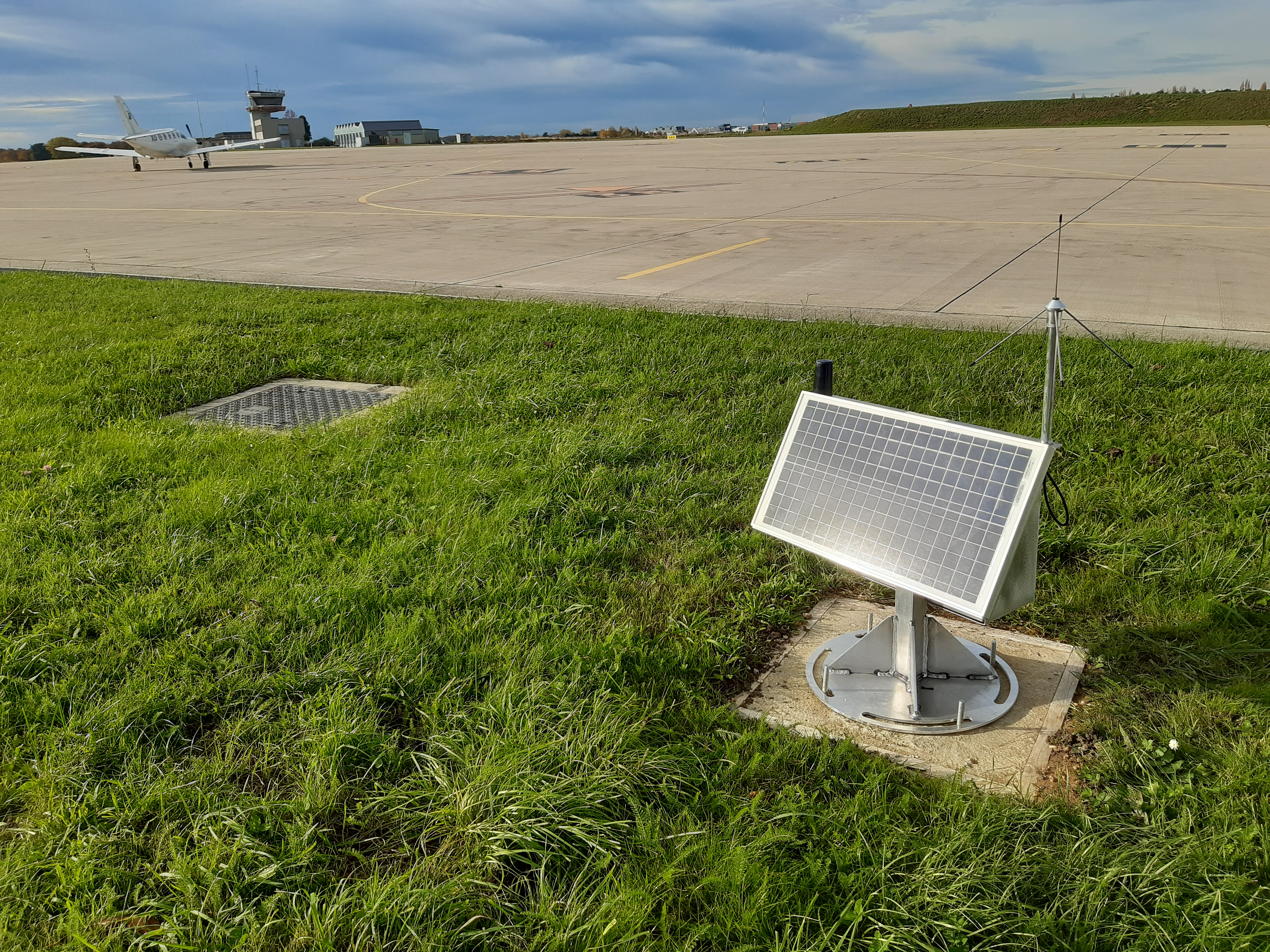 airport weather runway ice groundcast DSR511 irs31 VIGILICE DEICING